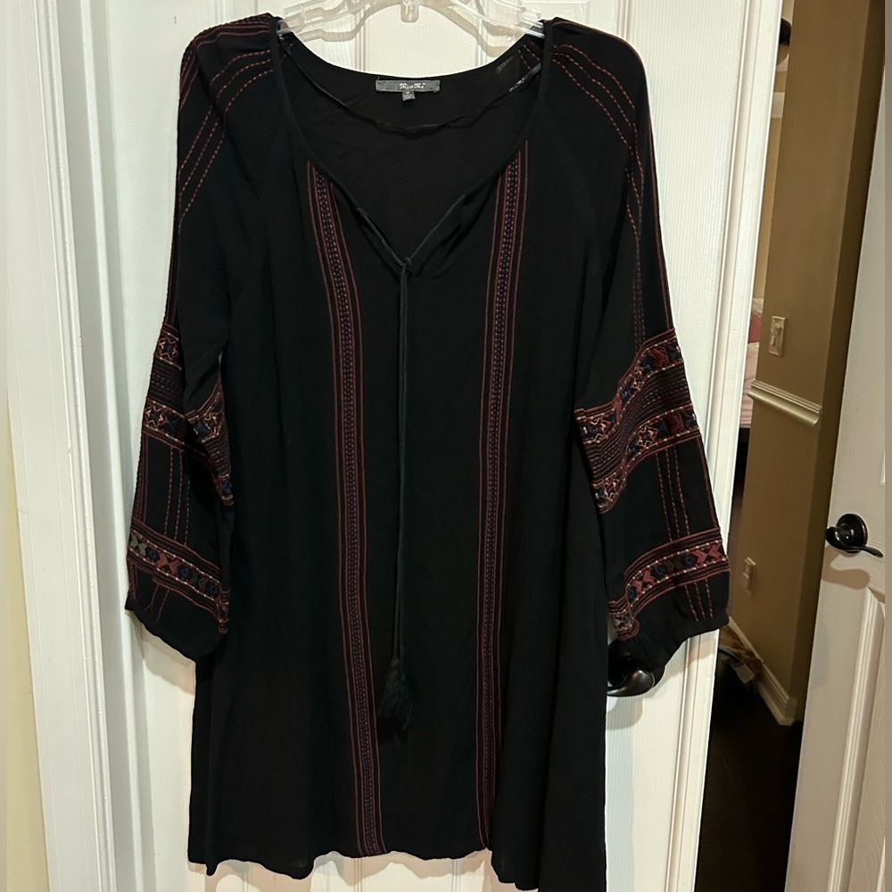 Miss Me Black Dress Boho Shabby Chic Bell Sleeve Embroidery Medium